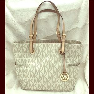 Michael Kors Classic Logo Tote